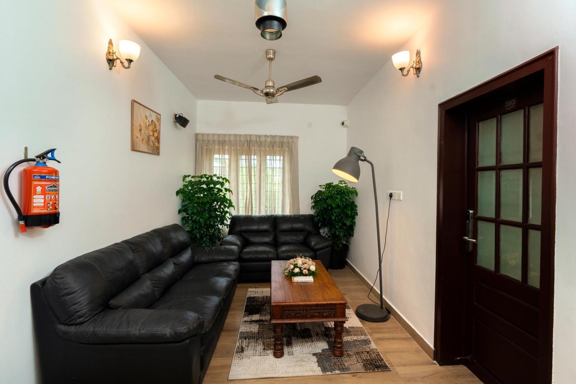 Solo Inn By Hawk Hospitality Kochi エクステリア 写真