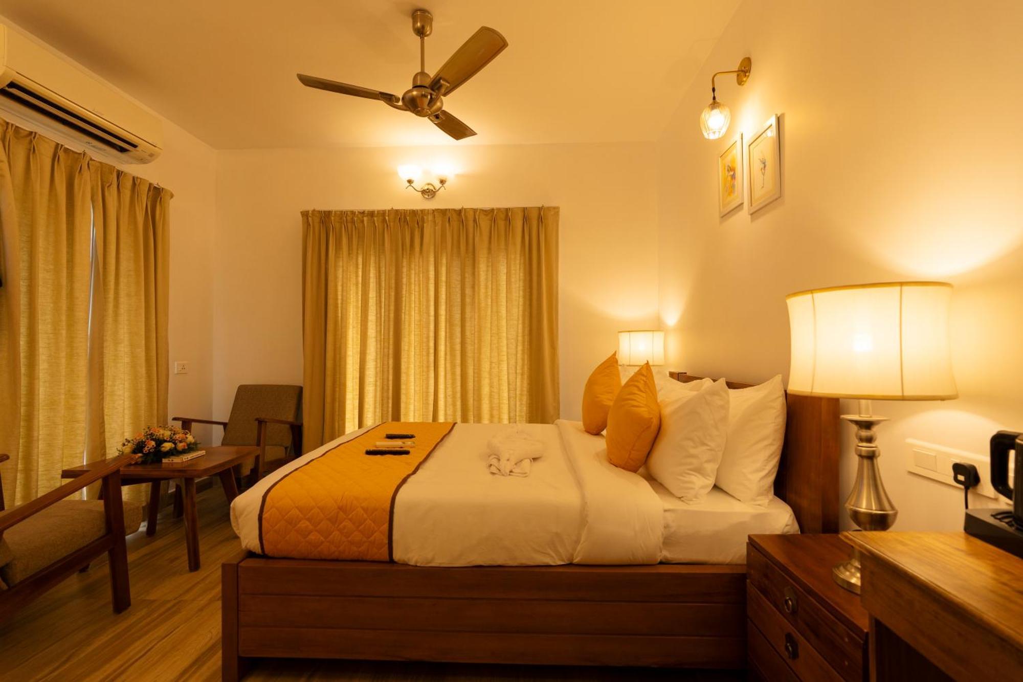 Solo Inn By Hawk Hospitality Kochi エクステリア 写真